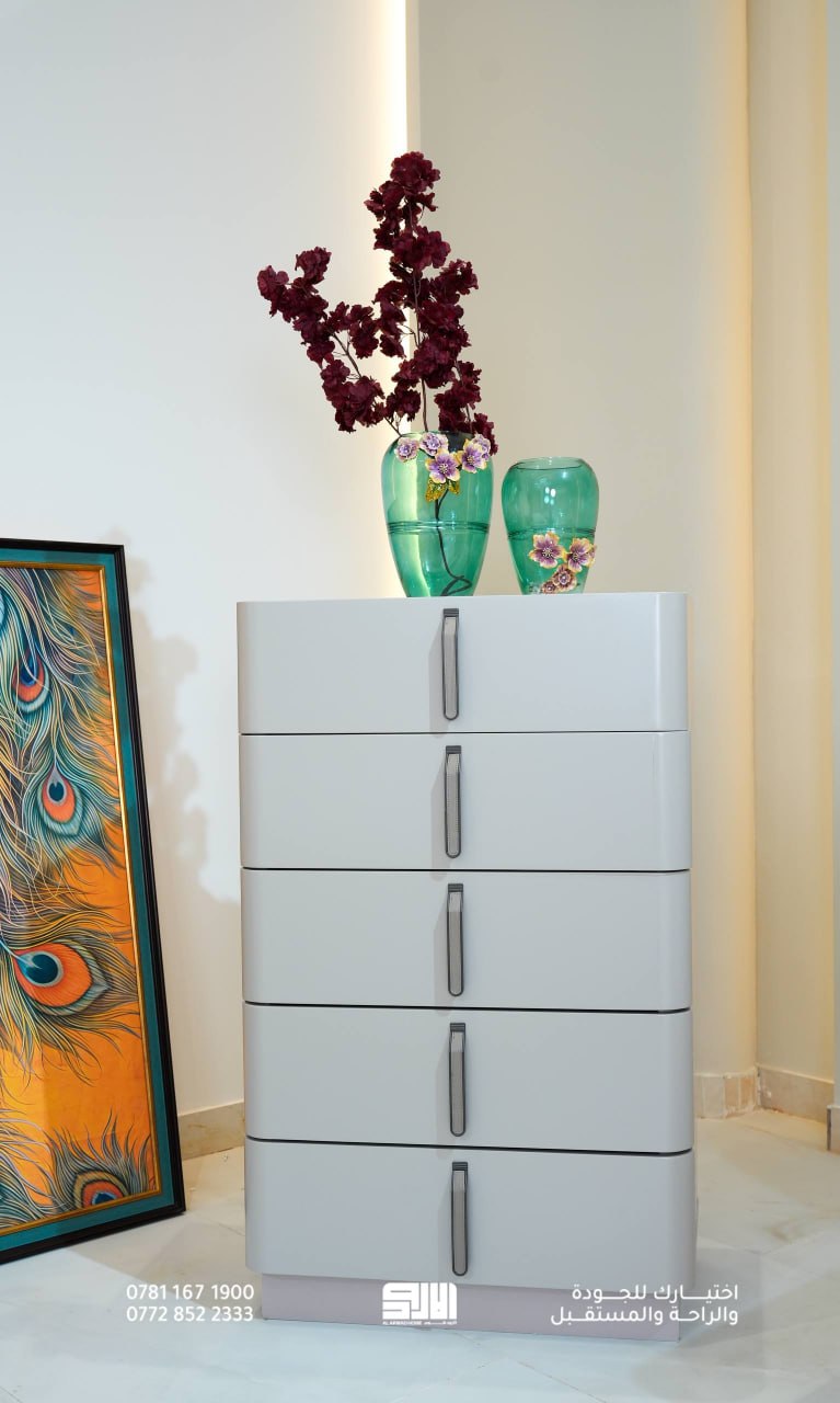 Razan 10-Piece Bedroom Set
